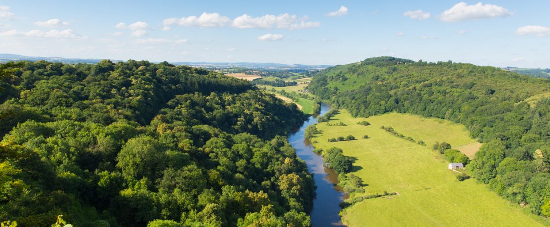 Wye Valley and River Wye between the counties of Herefordshire and Gloucestershire from Yat Rock